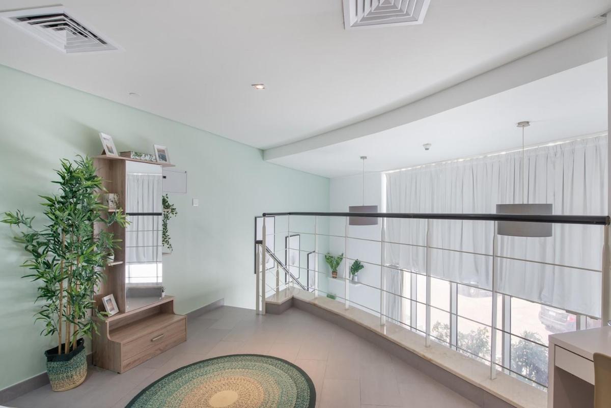 Apartment Stylish Loft-style Studio At The Bridge In Sports City!