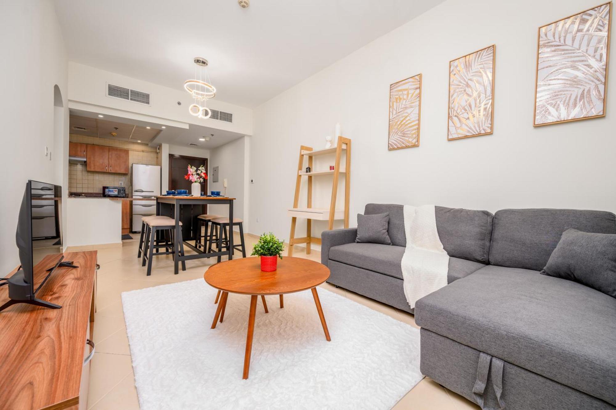 Daire Luxurious 1-br In Active Marina Dubai