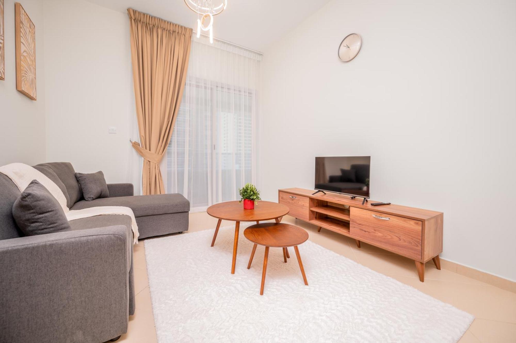 Daire Luxurious 1-br In Active Marina *