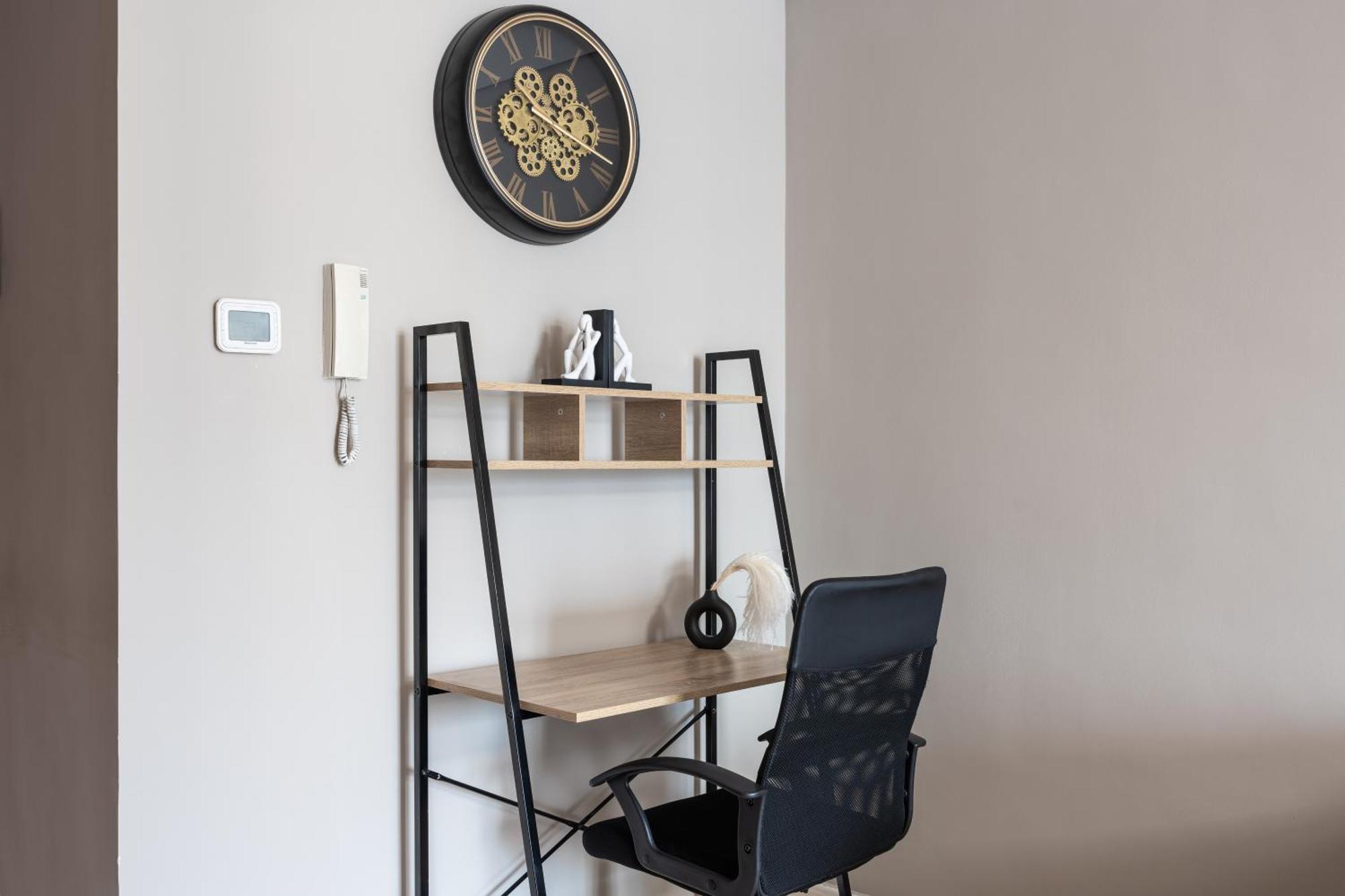 Upscale In Jlt Near Metro Dubai