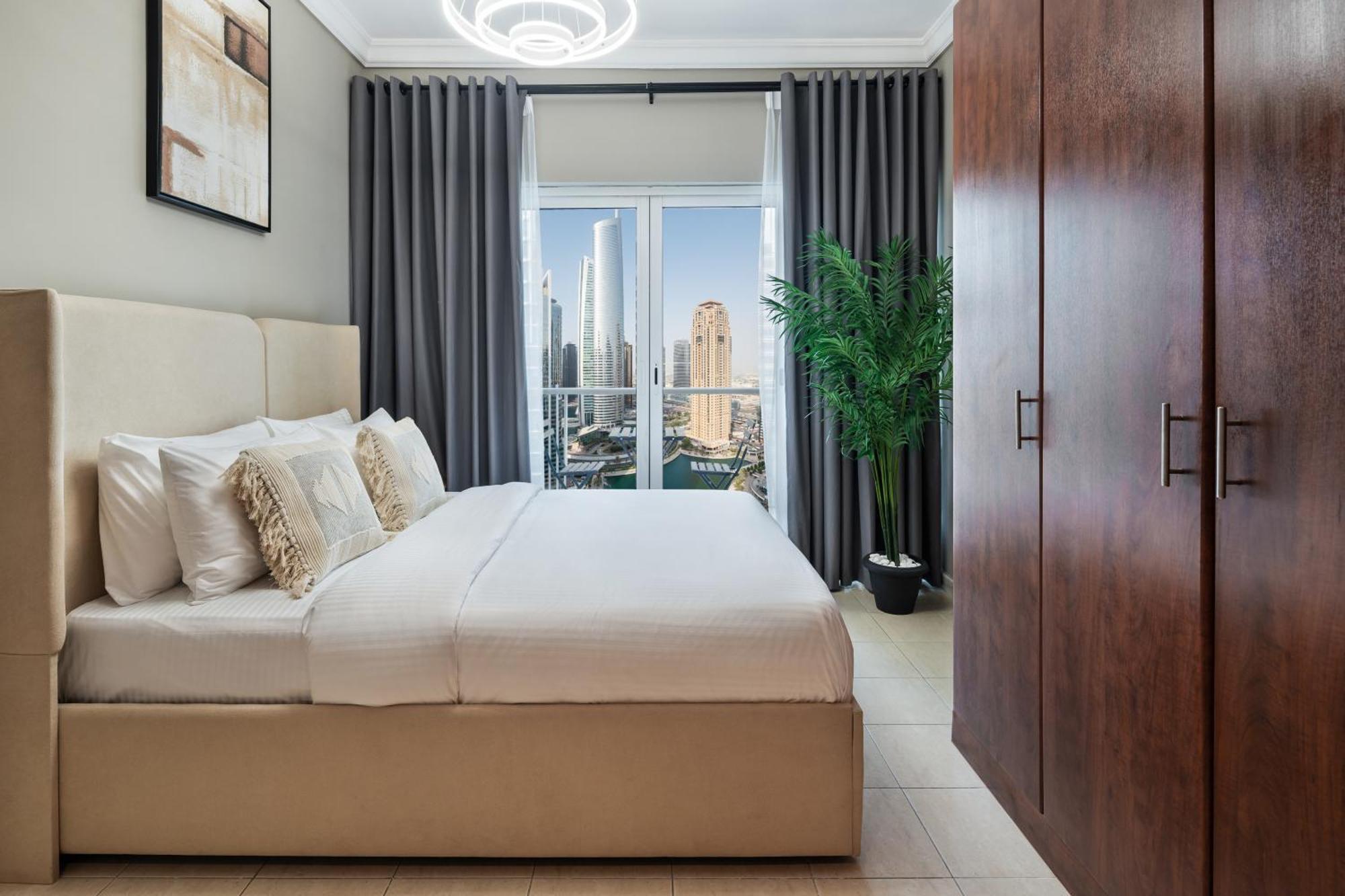Upscale In Jlt Near Metro * Dubai