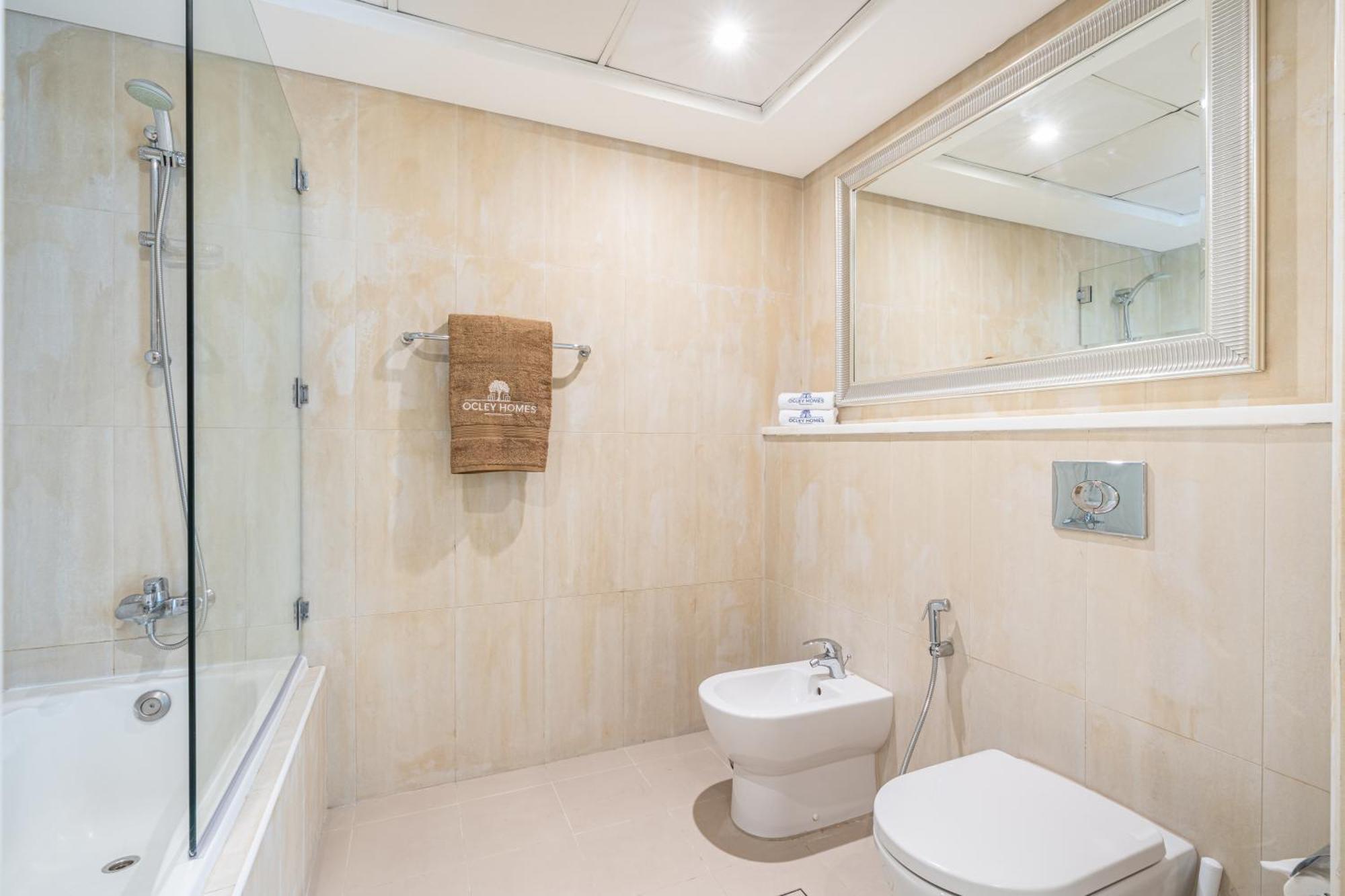 Lux With Direct Access In Al Bateen