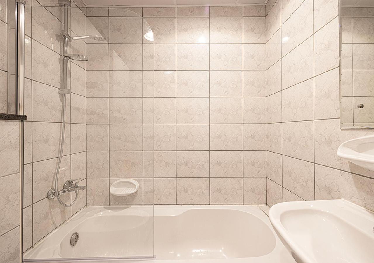 Next'house *