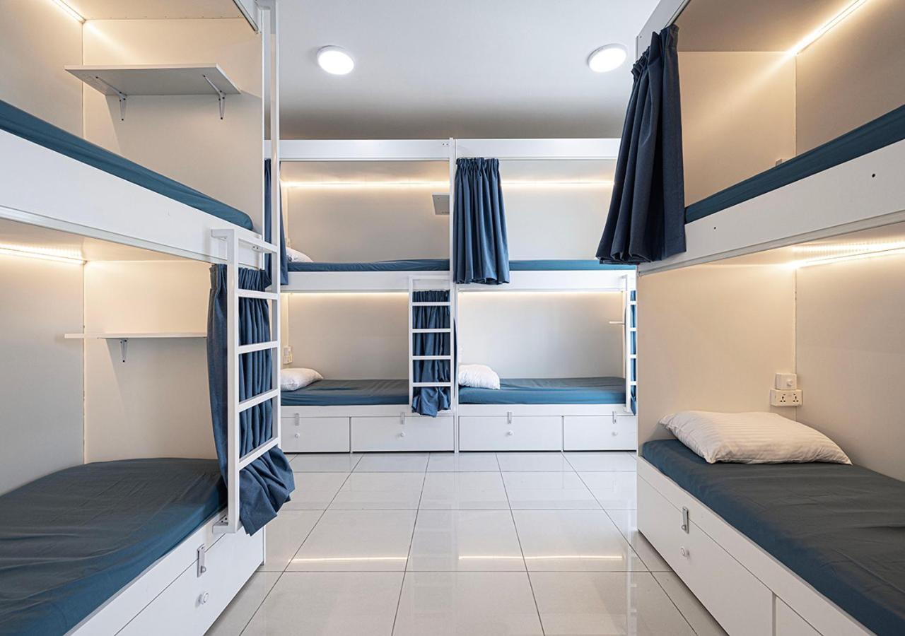 Hostel Next'house *