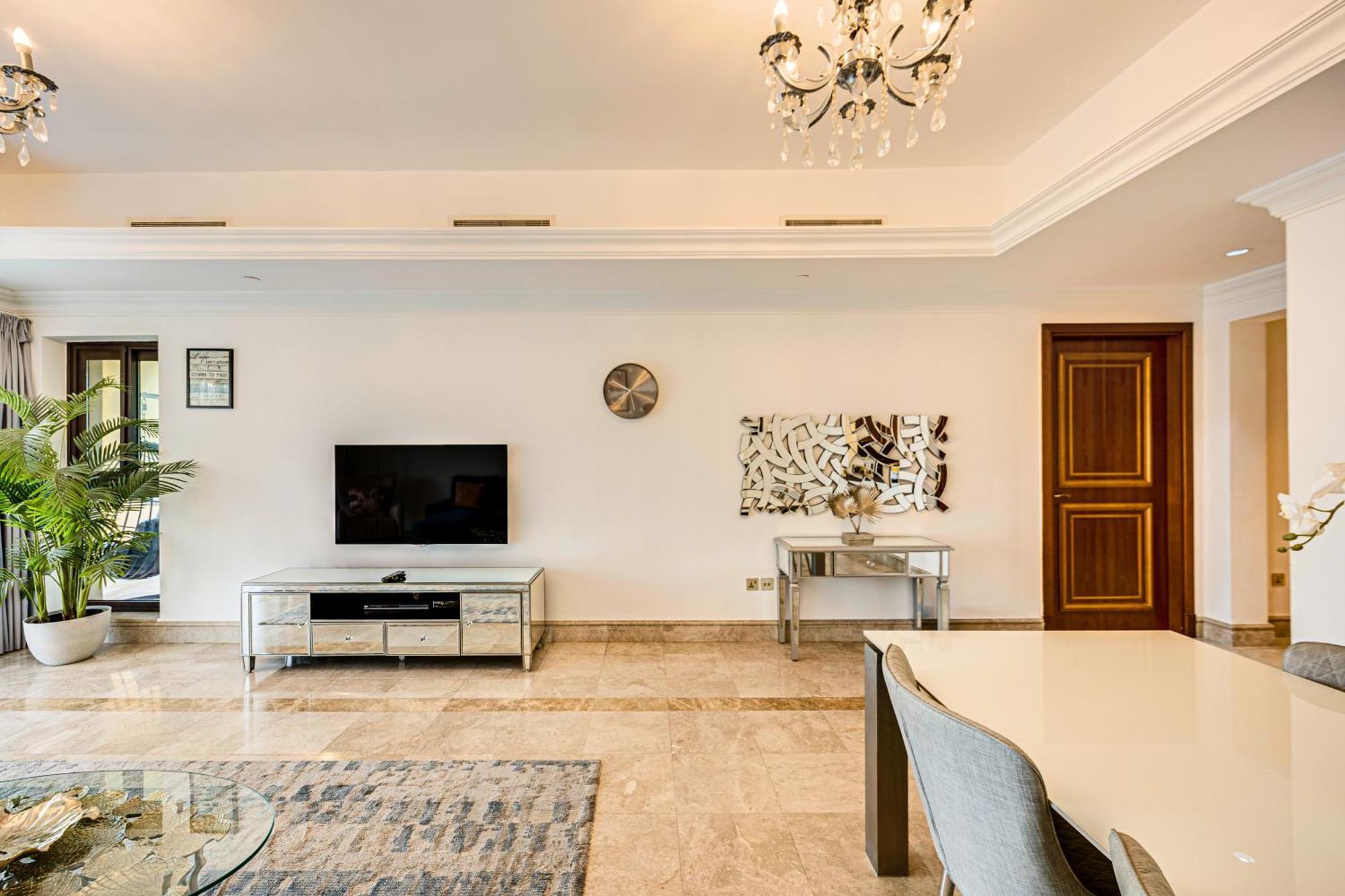 Harmony - South Apartment *