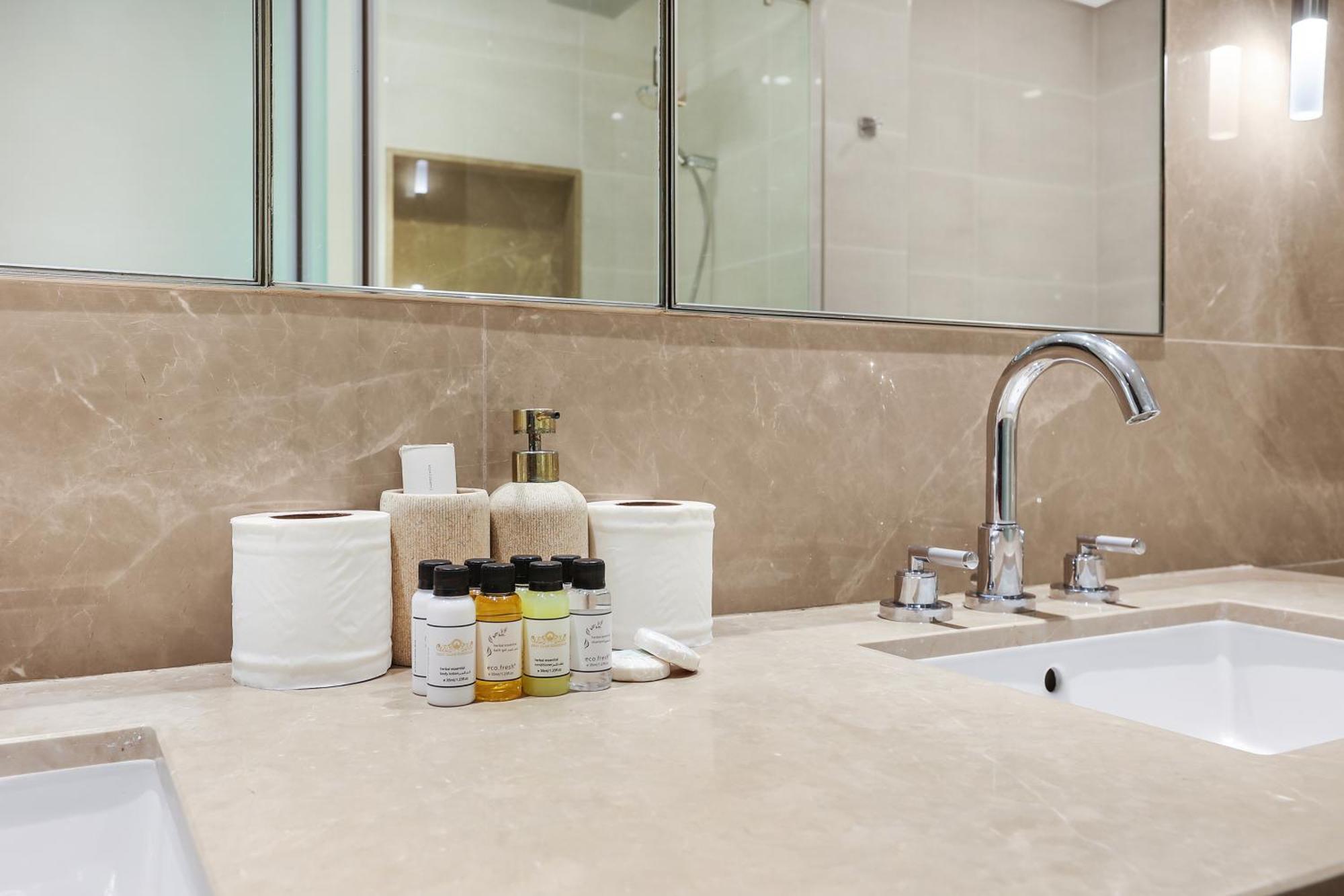 First Class 3br With Full Burj Khalifa And Fountain View Apartment *