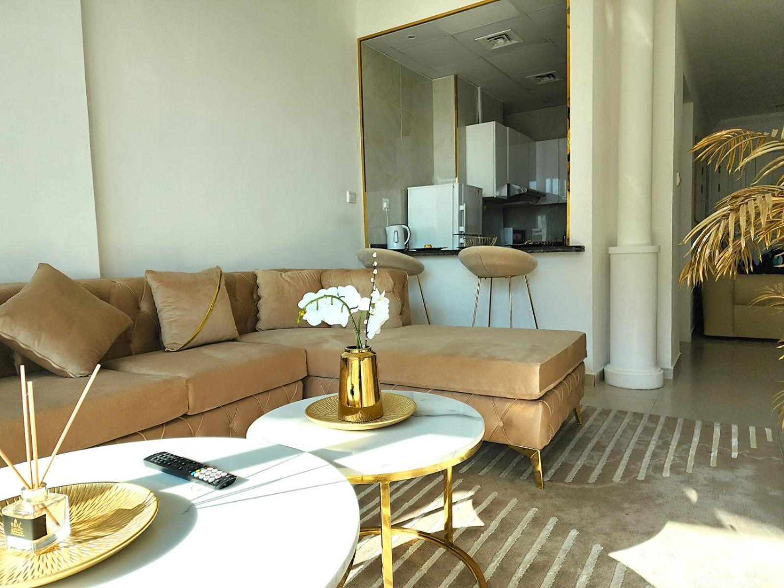 Daire Luxury 1 Bedroom On Marina Walk Dubai
