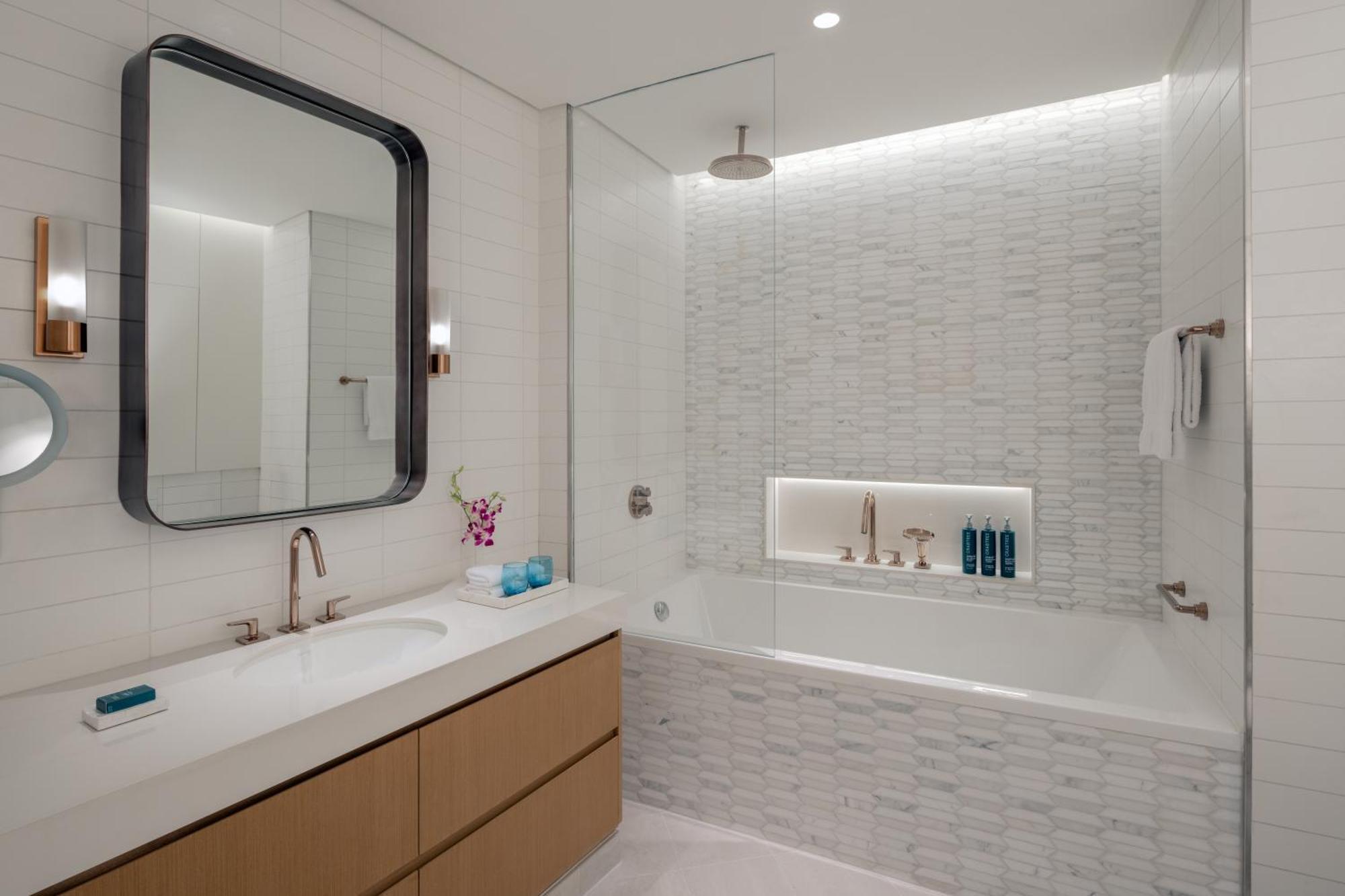 Hotel Hilton Creek & Residences Dubai