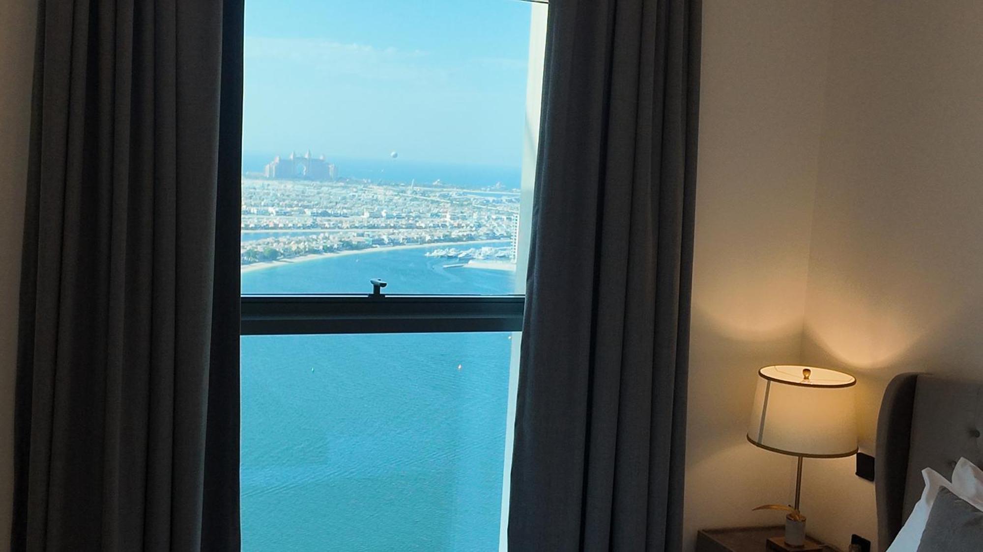 Luxurious Beachfront With Atlantis And Palm Jumeira Views Apartamento