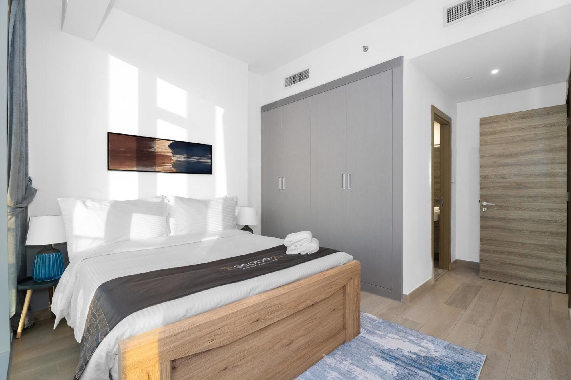 Escape24 Modern Bloom Tower Jumeirah Village Circle Jvc Dubai