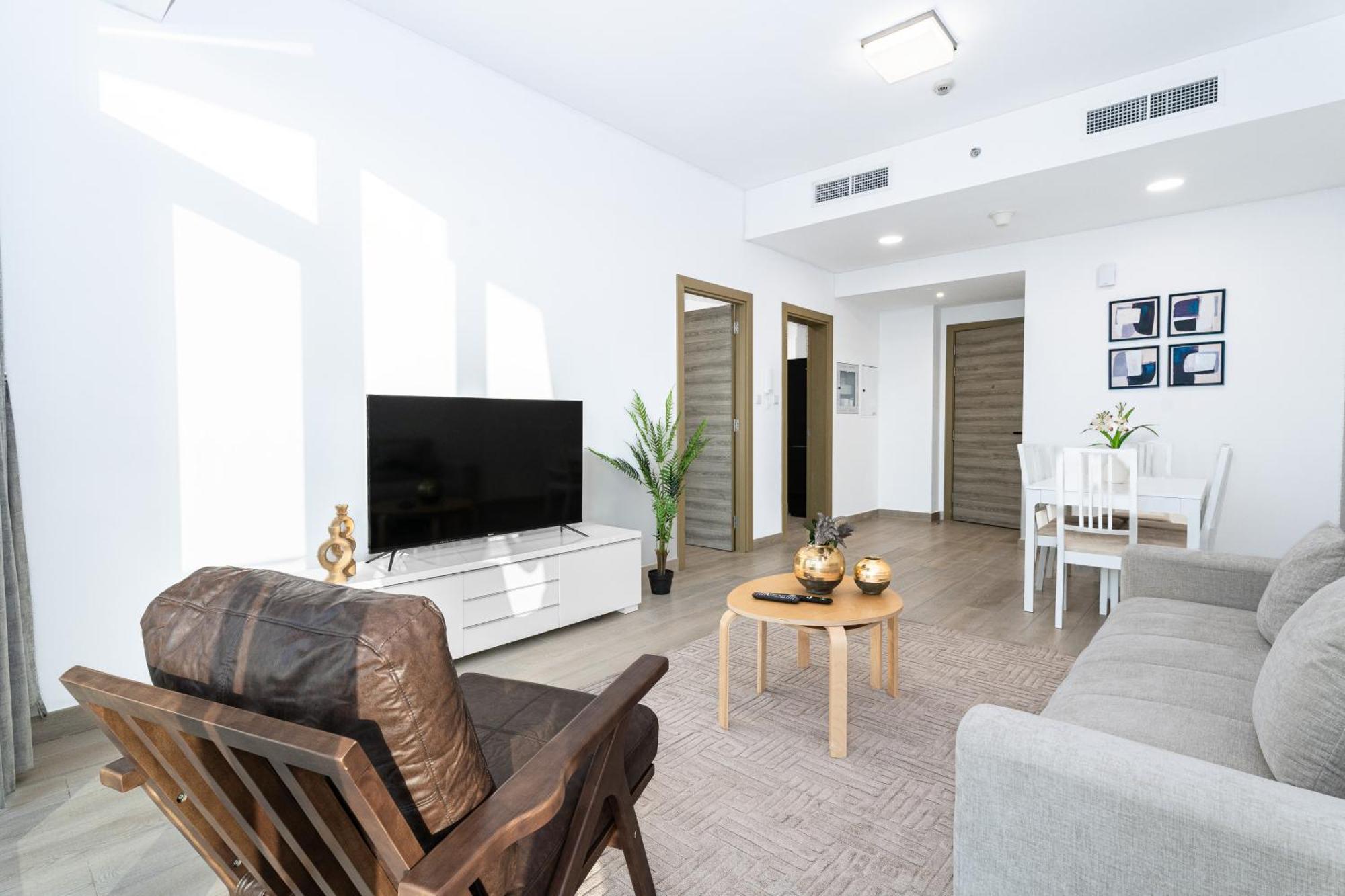 Escape24 Modern Bloom Tower Jumeirah Village Circle Jvc Apartment