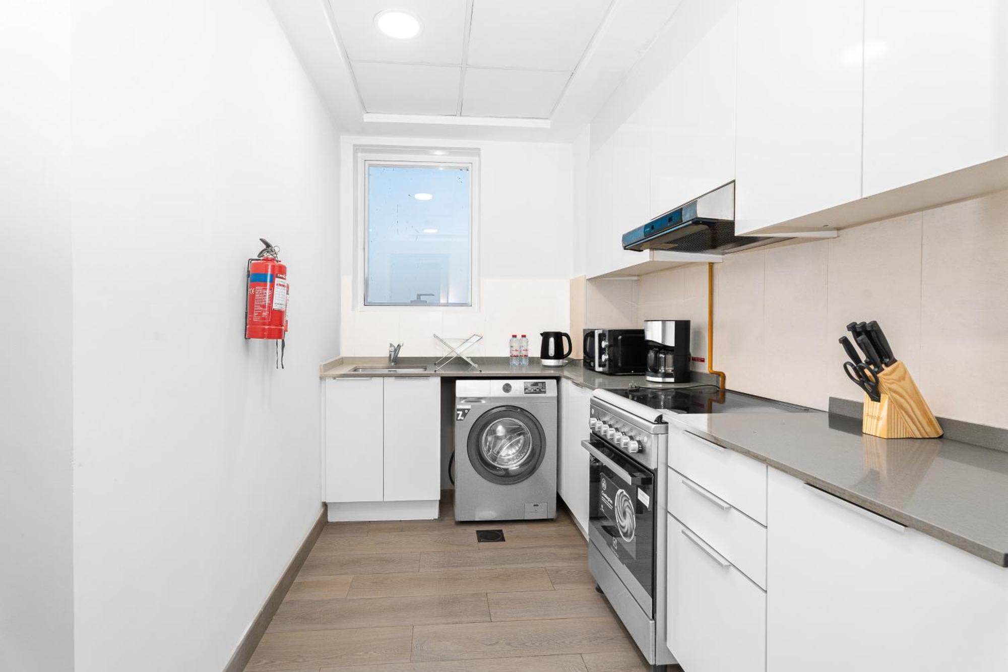 Apartment Escape24 Modern Bloom Tower Jumeirah Village Circle Jvc