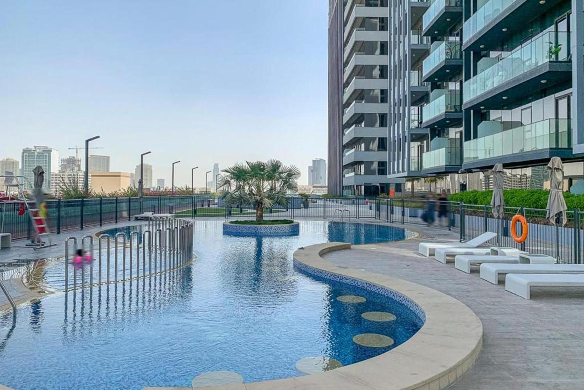 Escape24 Modern Bloom Tower Jumeirah Village Circle Jvc Dubai