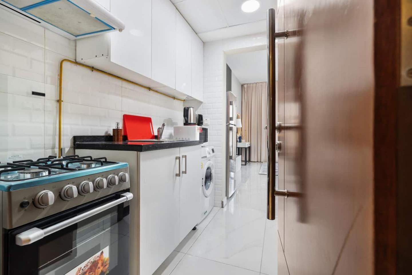 Apartamento Super Luxury Studionewly Built Dubai