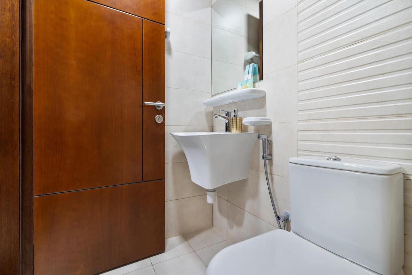 Apartamento Super Luxury Studionewly Built Dubai