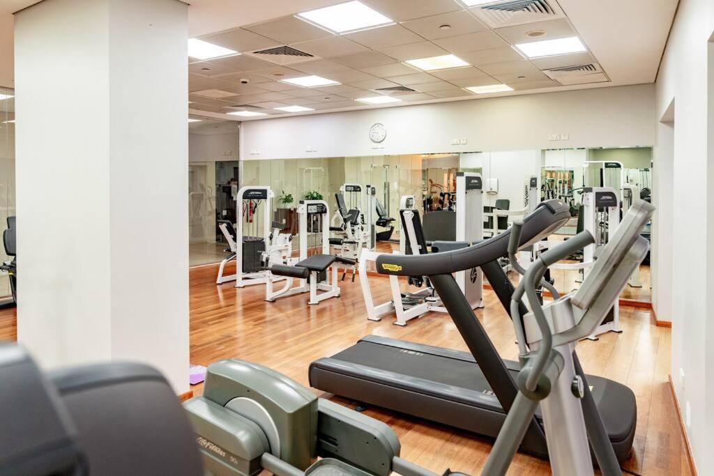 Prime Retreats - Steps To Grosvenor Marina * Dubai