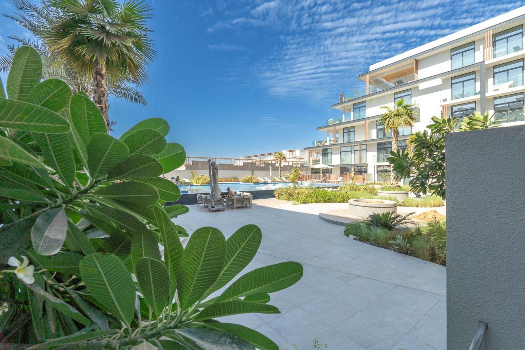 Apartment Minimalist With Nature-inspired Balcony In Jvc Dubai