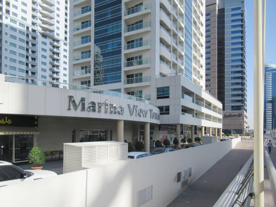 Apartment First Class Serene Marina Views