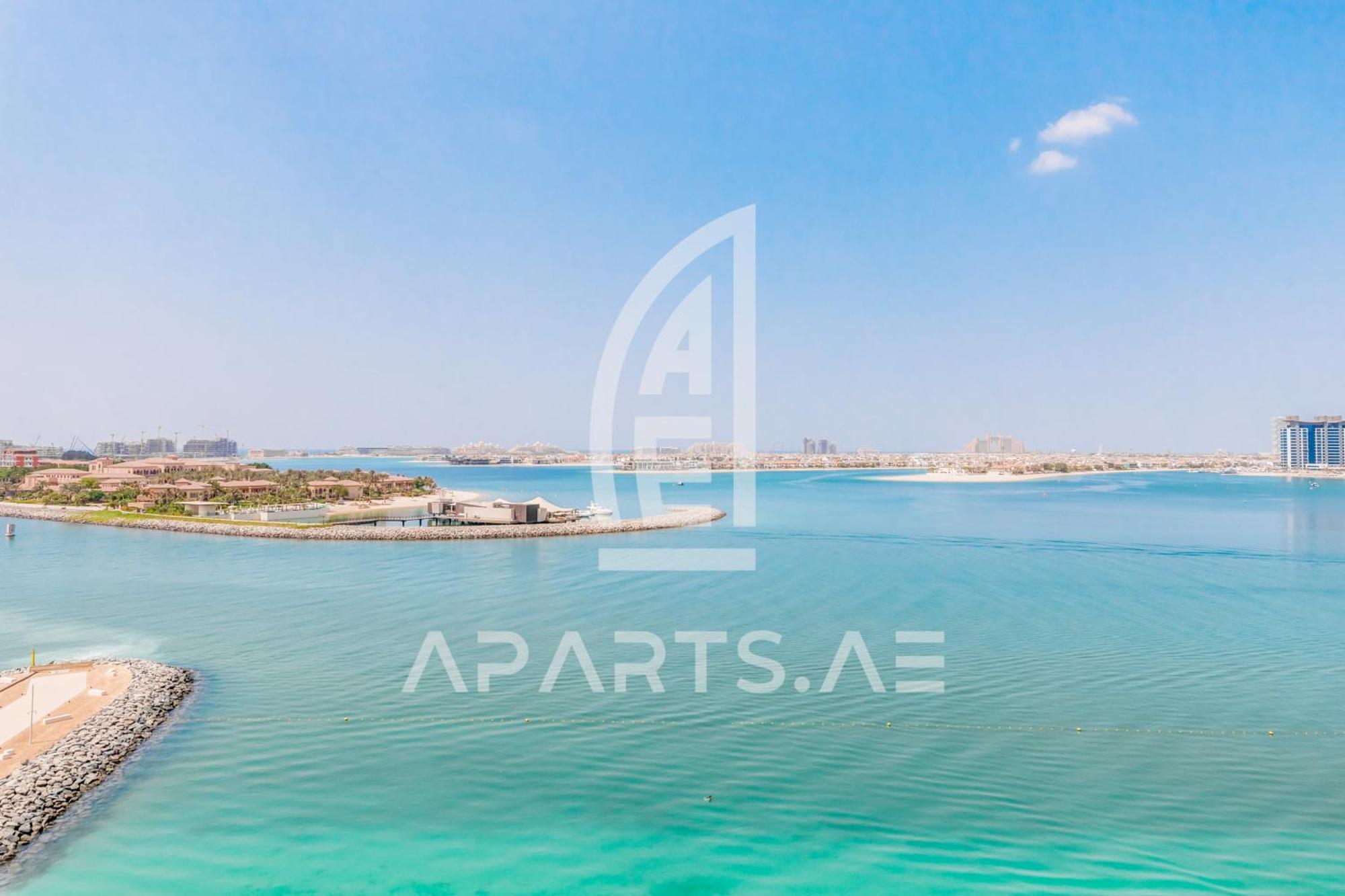 Apartment Vista - Private & Palm Jumeirah Views Dubai