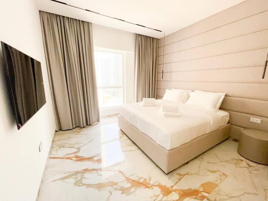 Luxury 4 Bed In Sadaf 8 On The Walk Jbr Apartment