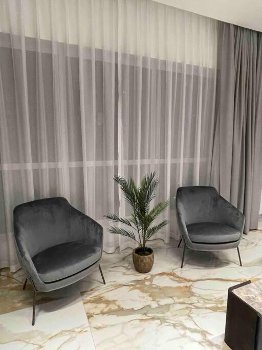 Luxury 4 Bed In Sadaf 8 On The Walk Jbr Apartment Dubai