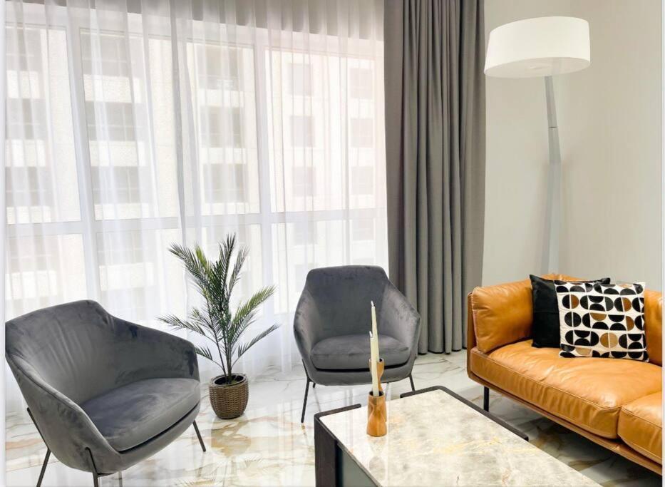 Luxury 4 Bed In Sadaf 8 On The Walk Jbr Apartment