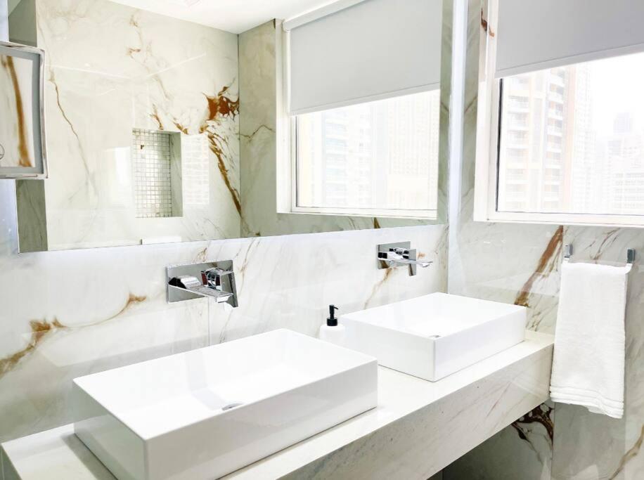 Luxury 4 Bed In Sadaf 8 On The Walk Jbr Apartment Dubai