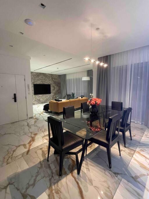 Apartment Luxury 4 Bed In Sadaf 8 On The Walk Jbr *