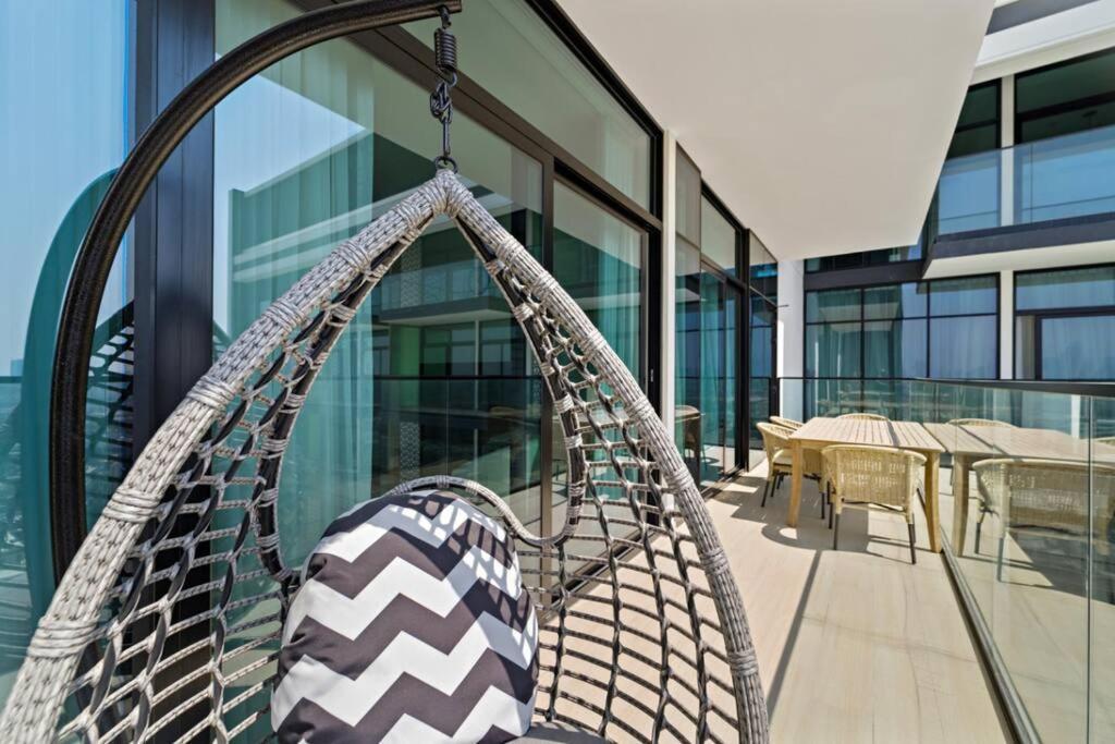 Apartment Modern 2 Bedroom In Family Community Dubai