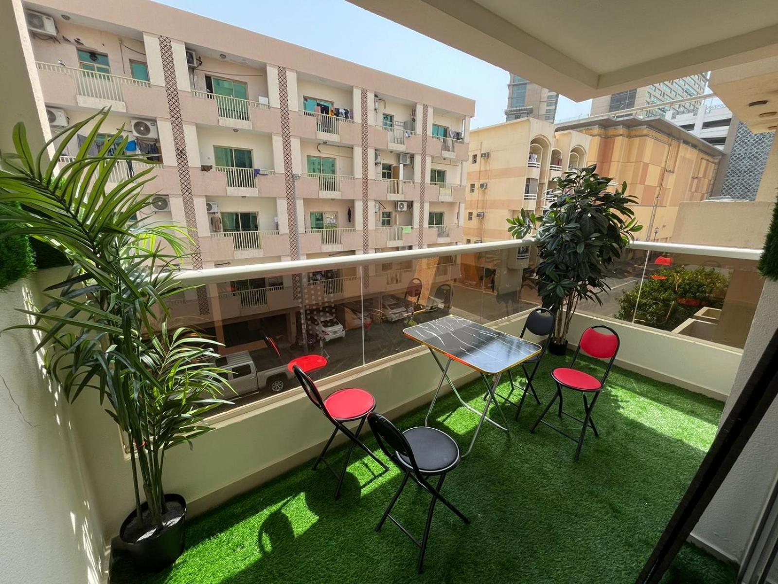 Apartment Excutive Solo,couple Partition