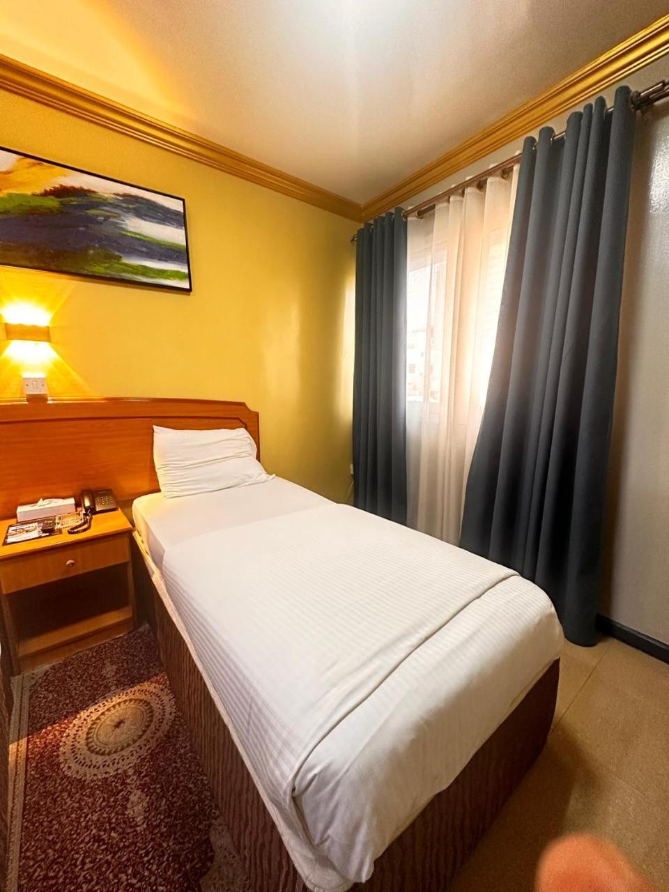 Maaeen Hotel Dubai