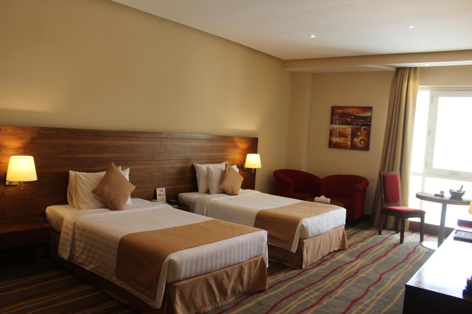 Al Khaleej Palace Deira 4*
