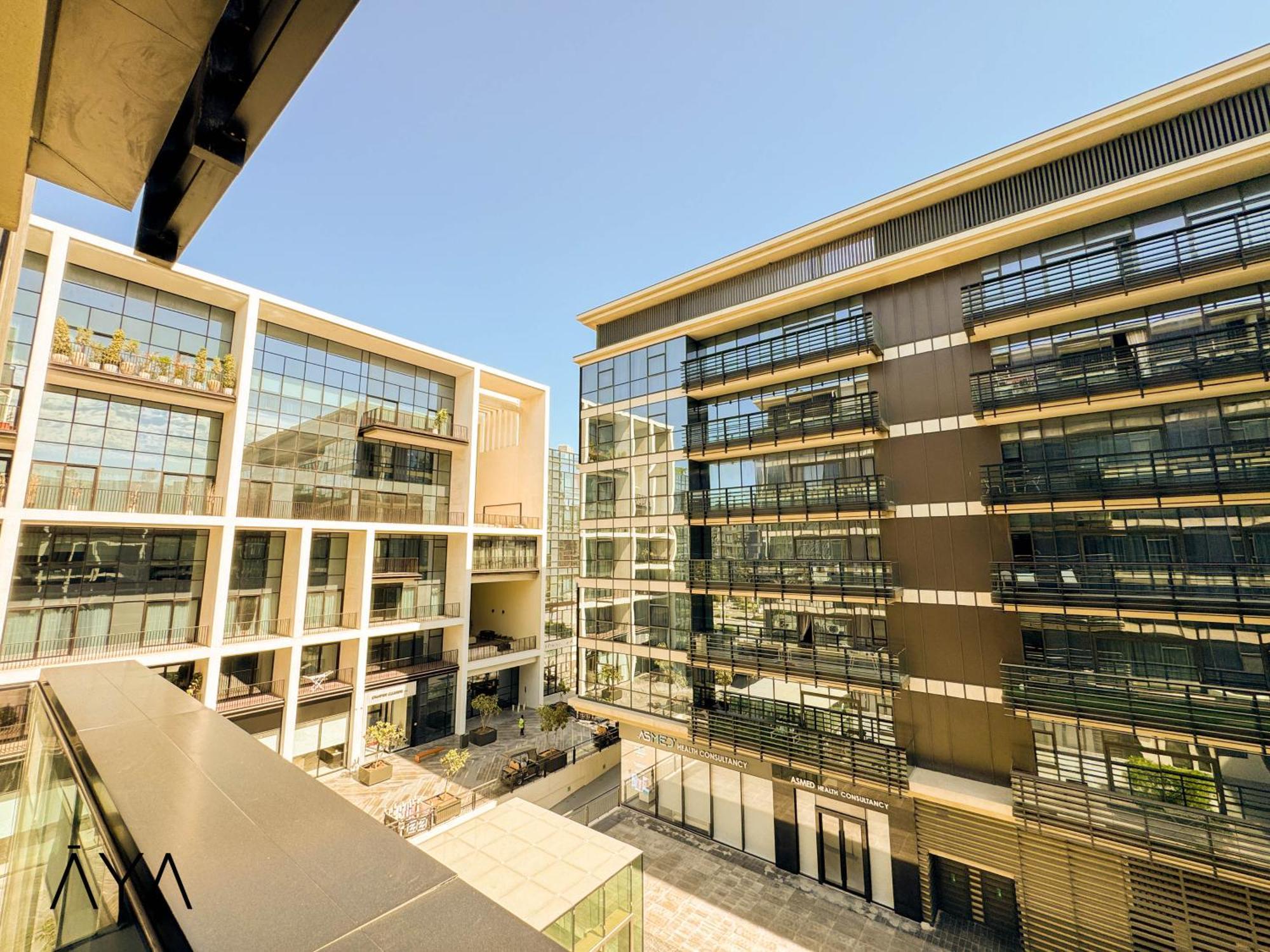 Luxury With Pool, Patio & Gym In Walk * Dubai