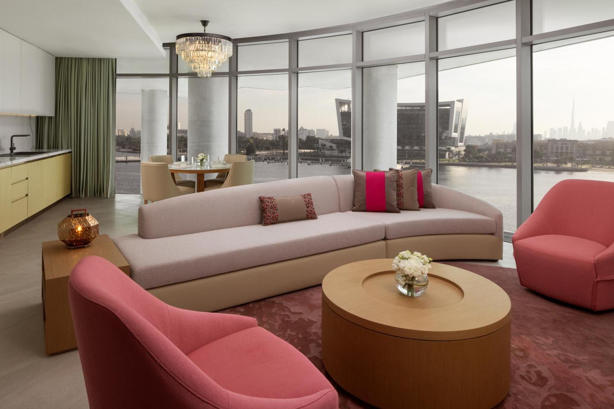 Hilton Creek & Residences 5*