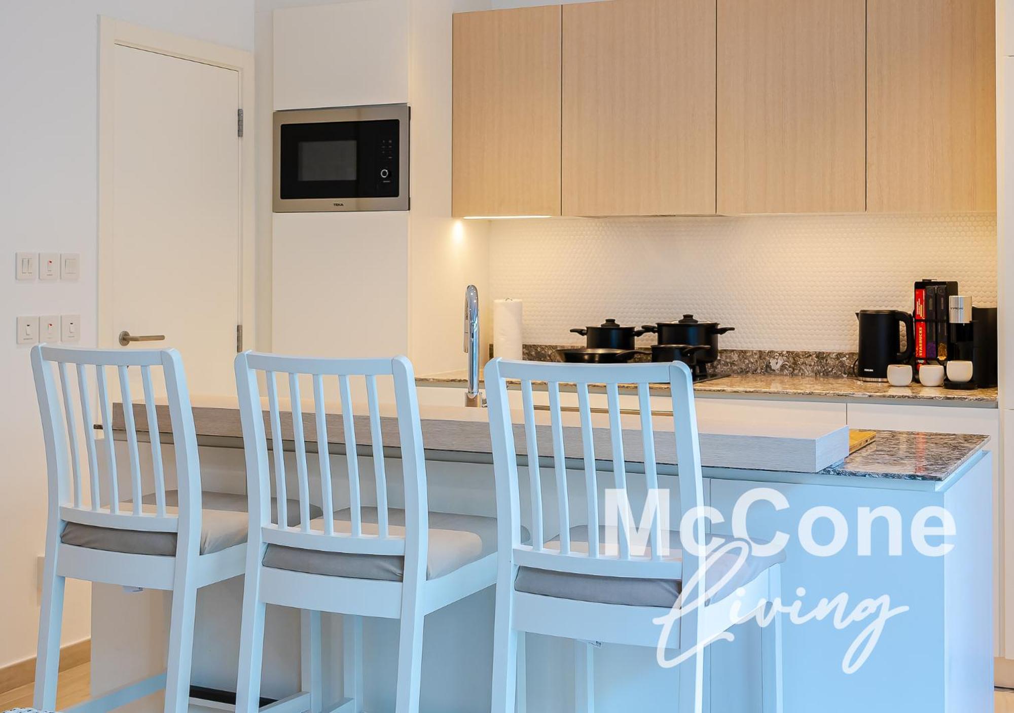 Stylish 2br With Terrace Near Parks * Dubai