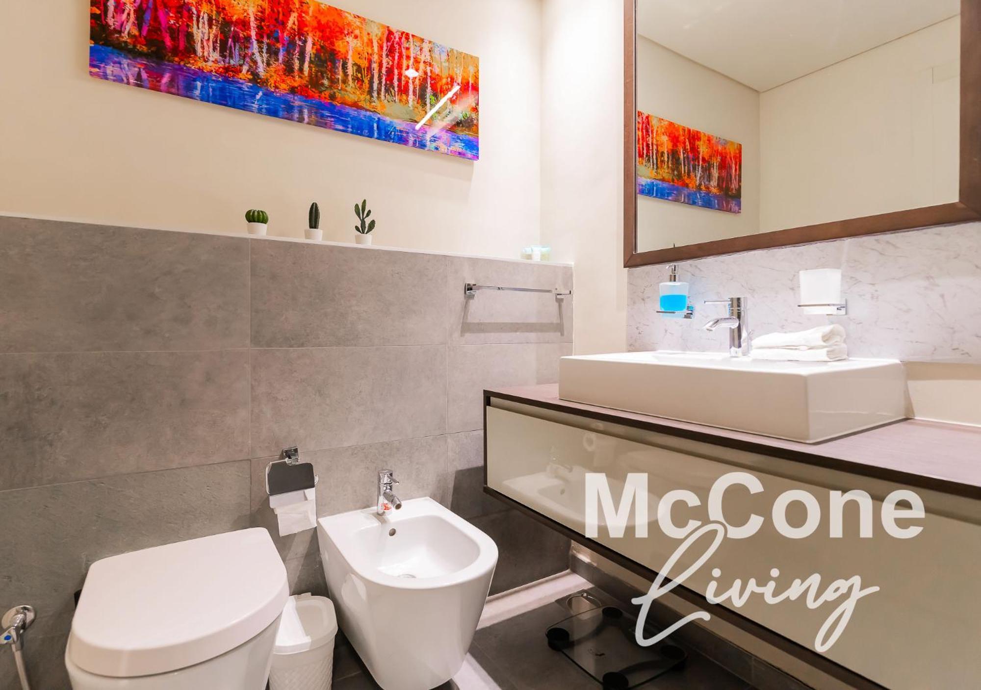 Modern Space With Free Wifi & Parking Dubai