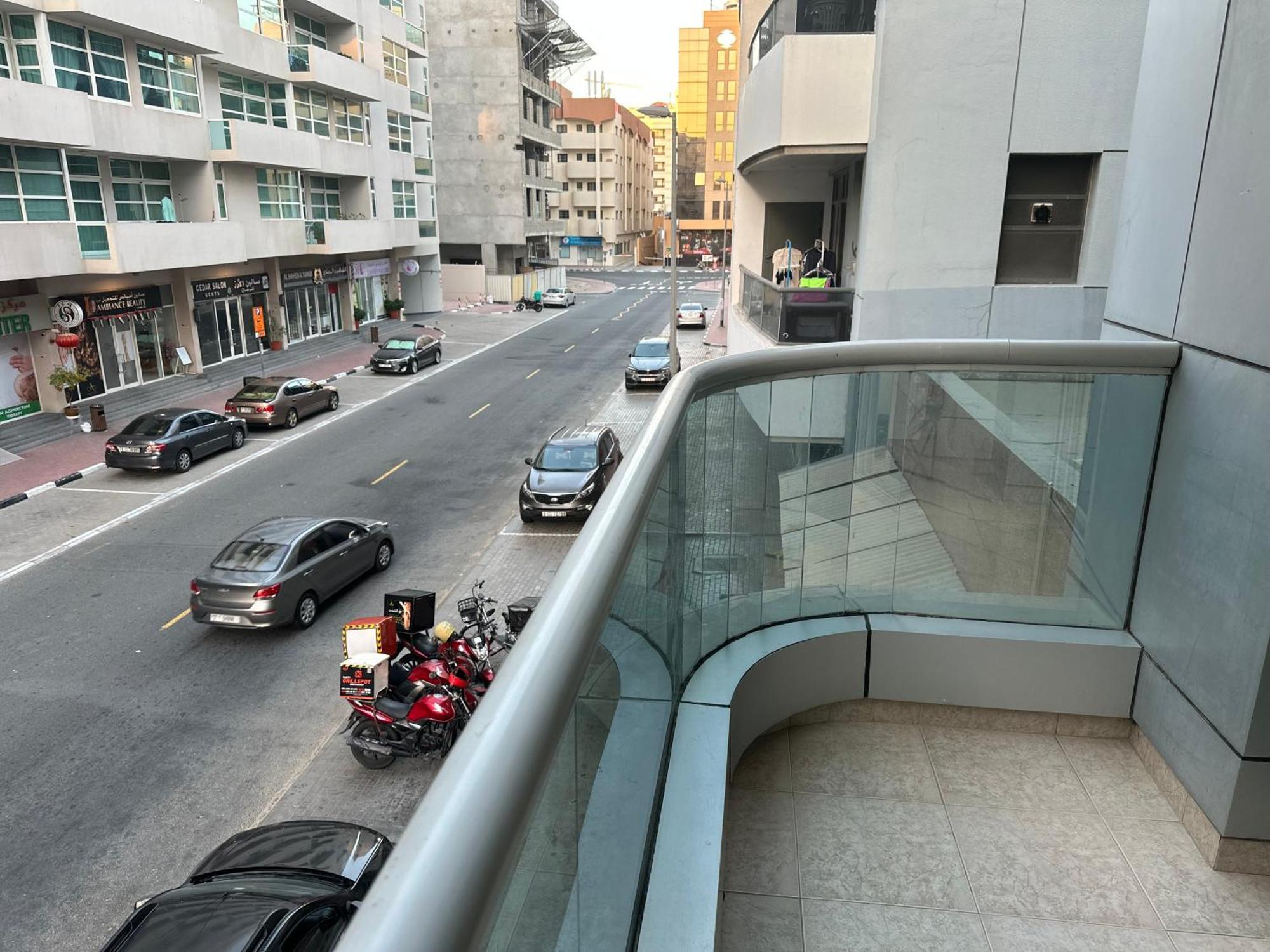 Privatunterkunft Restful Partition Near Mashreq Metro