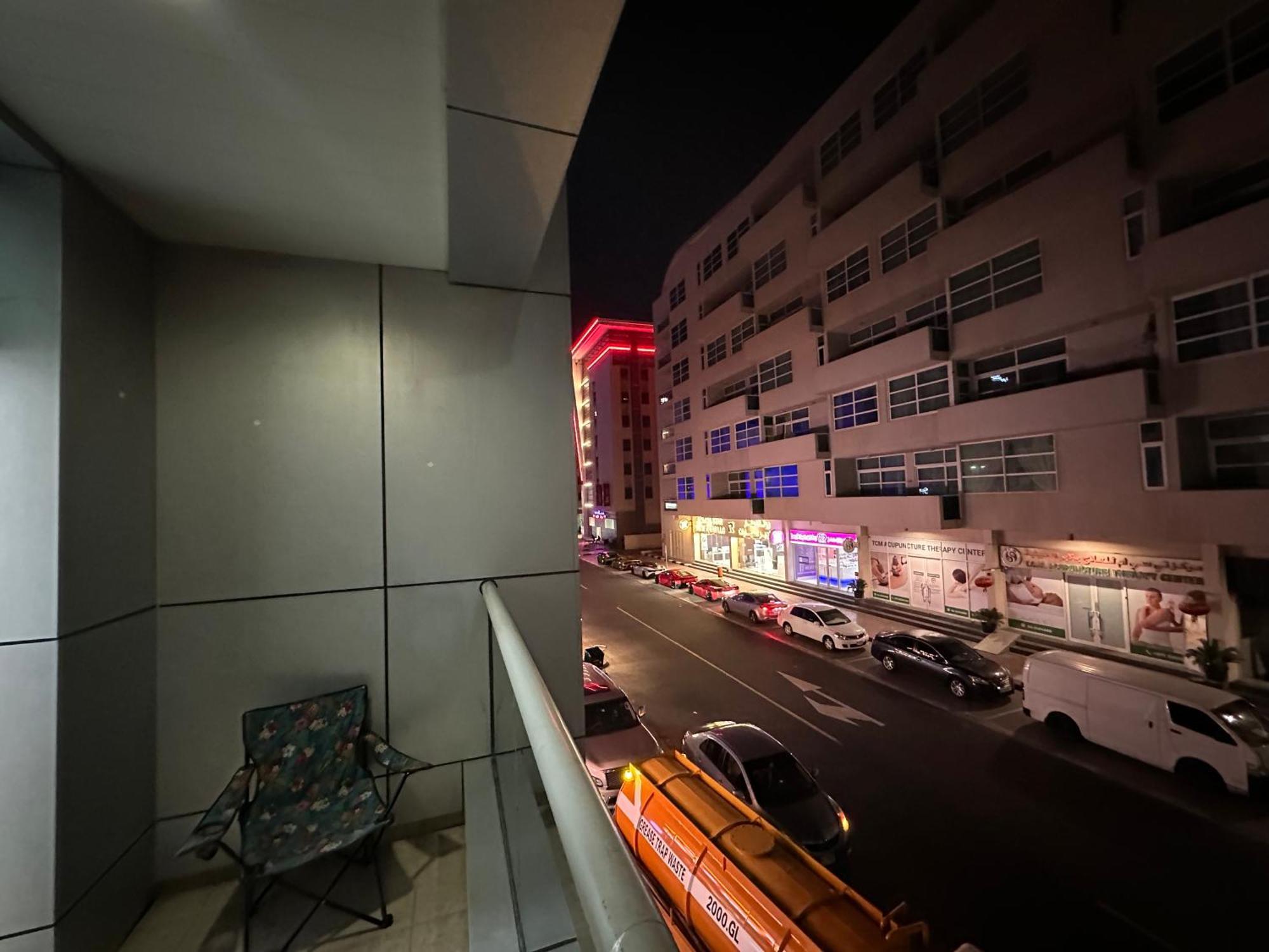 Privatunterkunft Restful Partition Near Mashreq Metro *