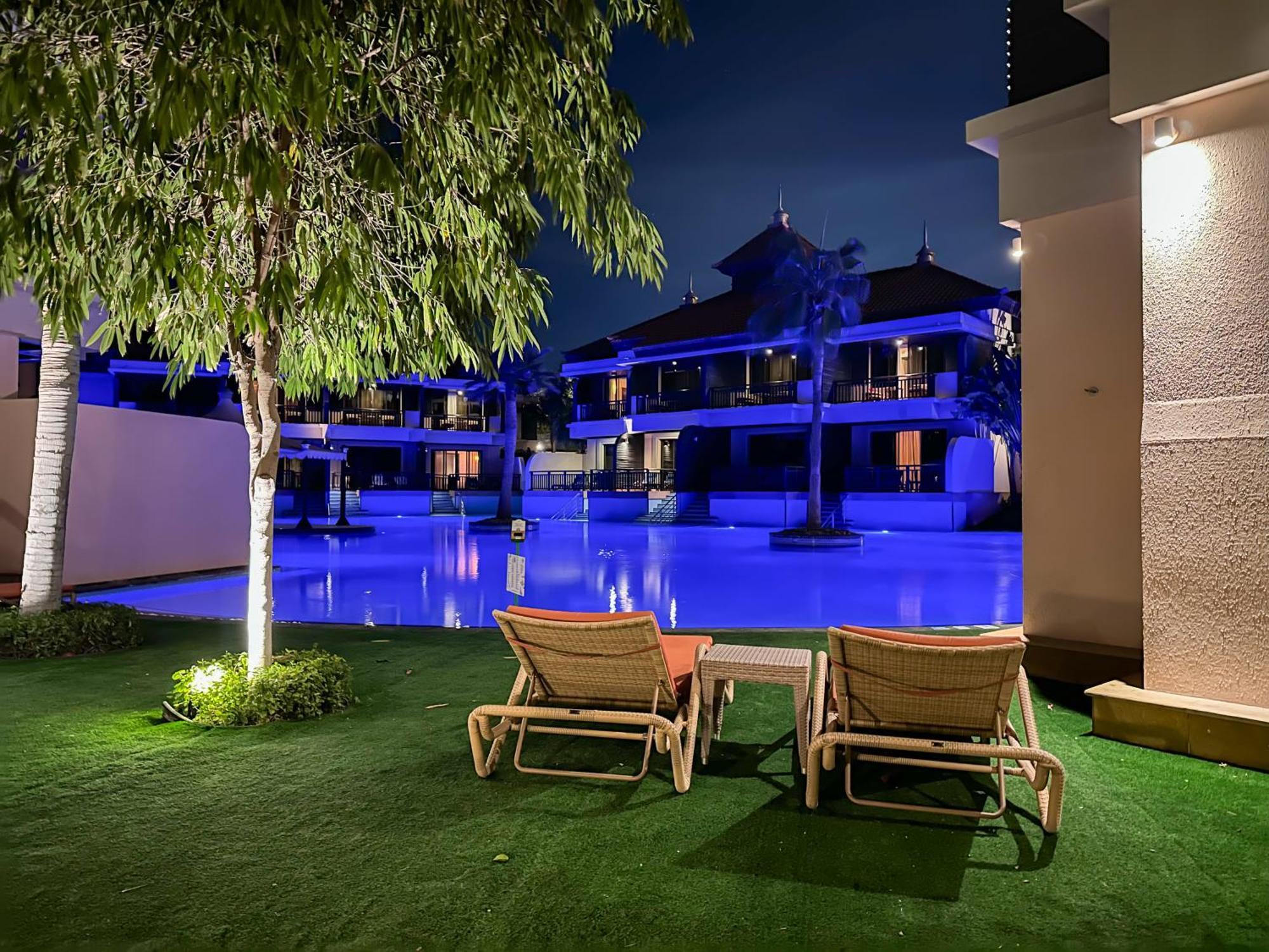 Upgraded 2br - Beachfront - 5 Star