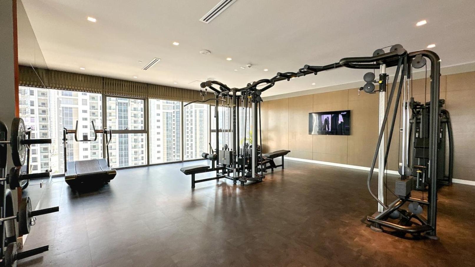 Luxury 3 Bedroom Near Burj Khalifa 43rd Floor *