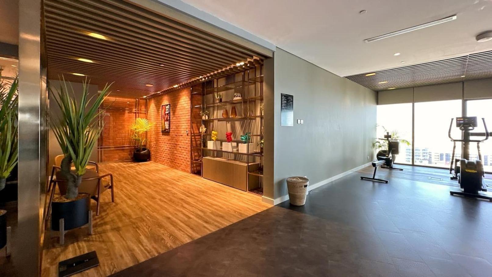 Luxury 3 Bedroom Near Burj Khalifa 43rd Floor Apartment Dubai