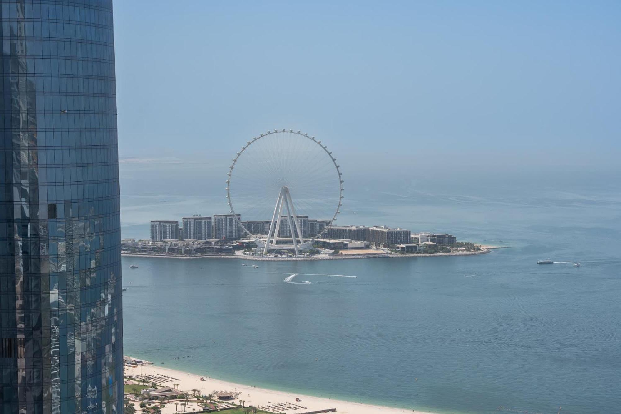Luxurious 2-bedrooms At Princess Tower With Stunning Marina Views! Apartment *