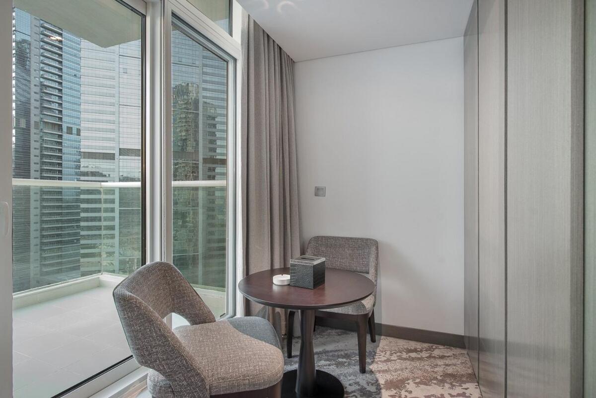 Sleek Studio Perfect For 2 In Business Bay Apartment *