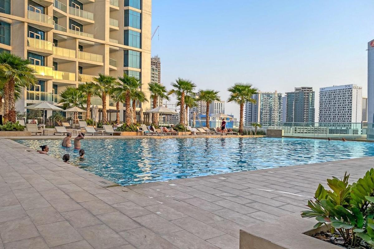 Apartment Sleek Studio Perfect For 2 In Business Bay Dubai