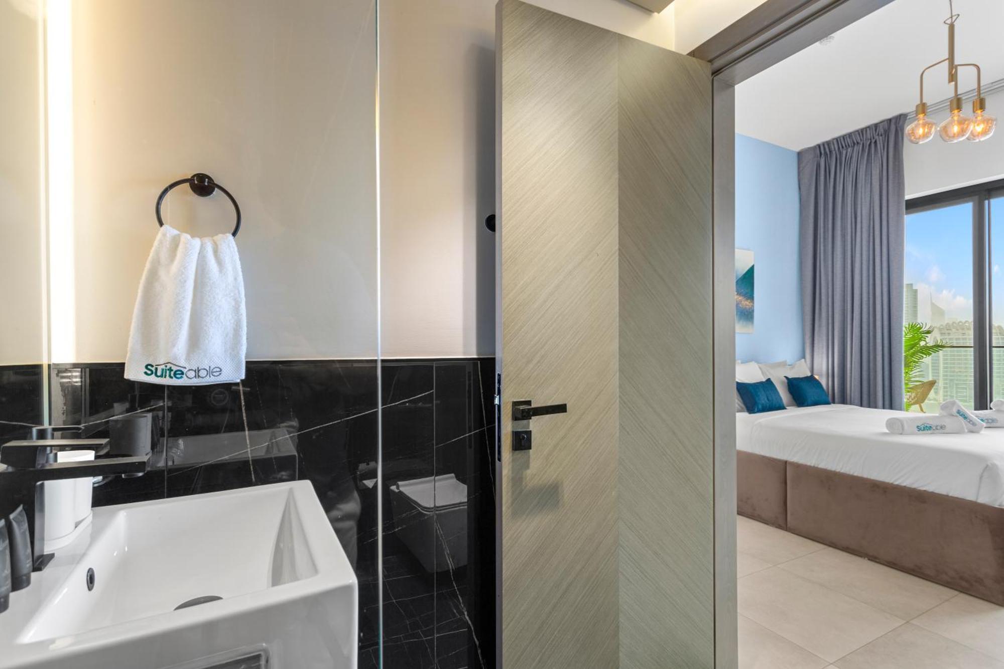 Apartment Premium 2 Bedroom With Stunning Burj Khalifa View