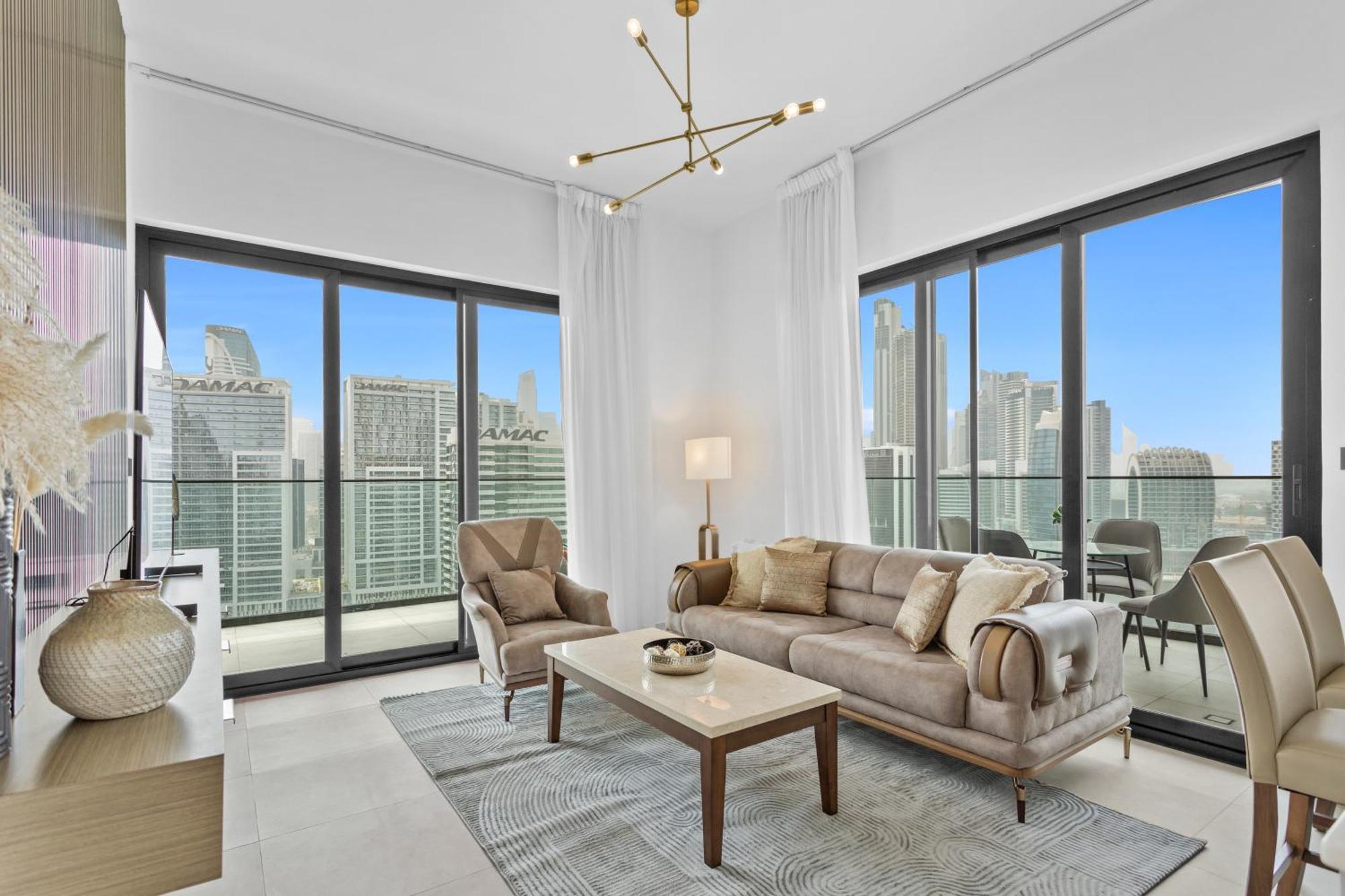 Premium 2 Bedroom With Stunning Burj Khalifa View Apartment