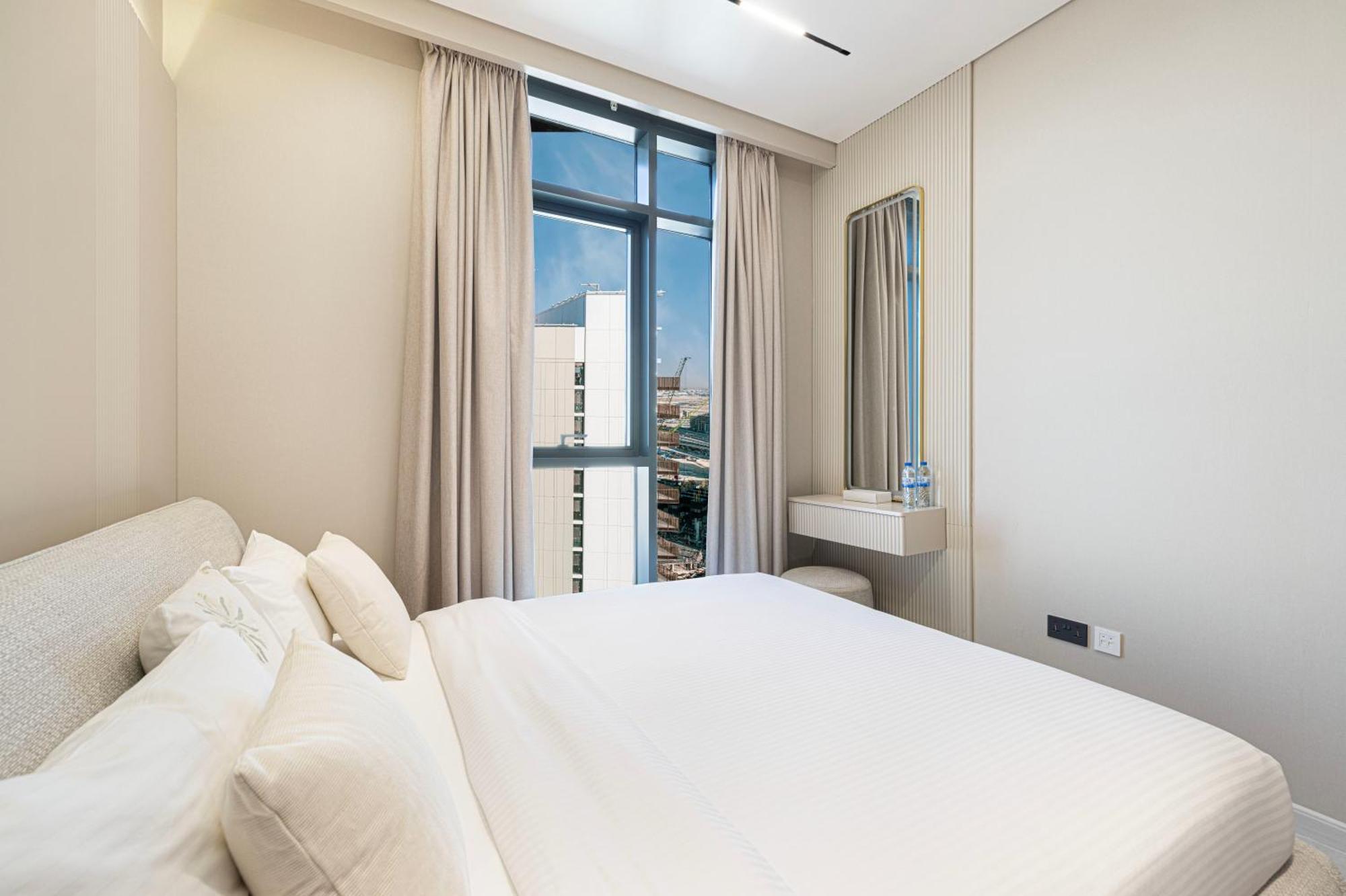 Apartment Luxury 2-bedroom With Spectacular Sea Views *