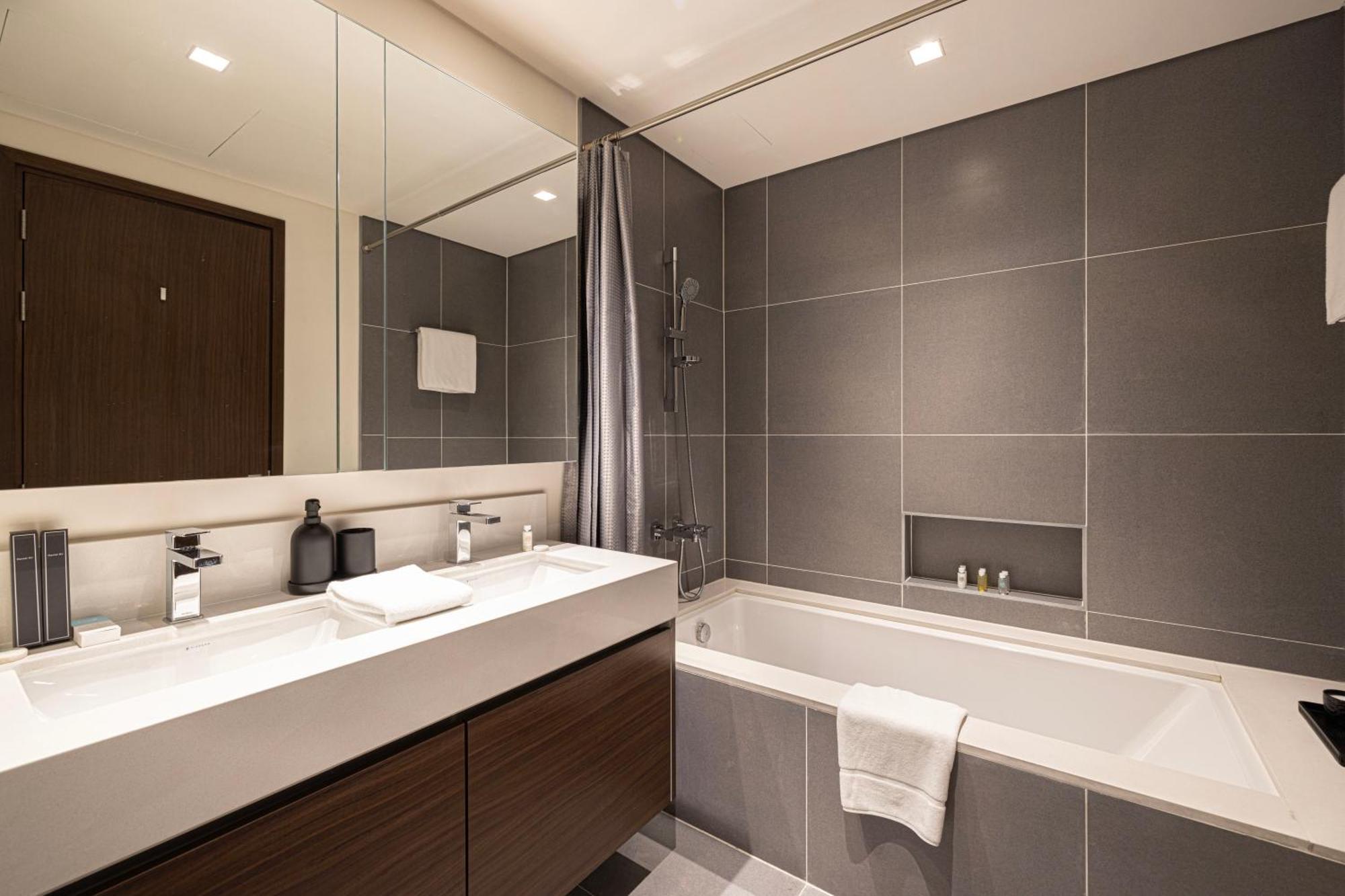 Luxury 2-bedroom With Spectacular Sea Views Apartment Dubai