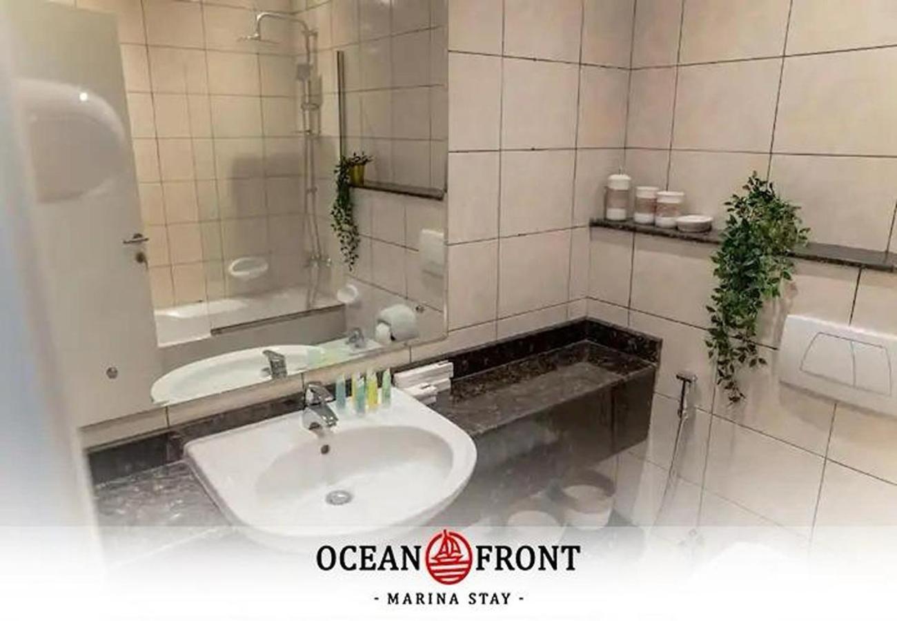 Oceanfront Marina Hostel Dubai