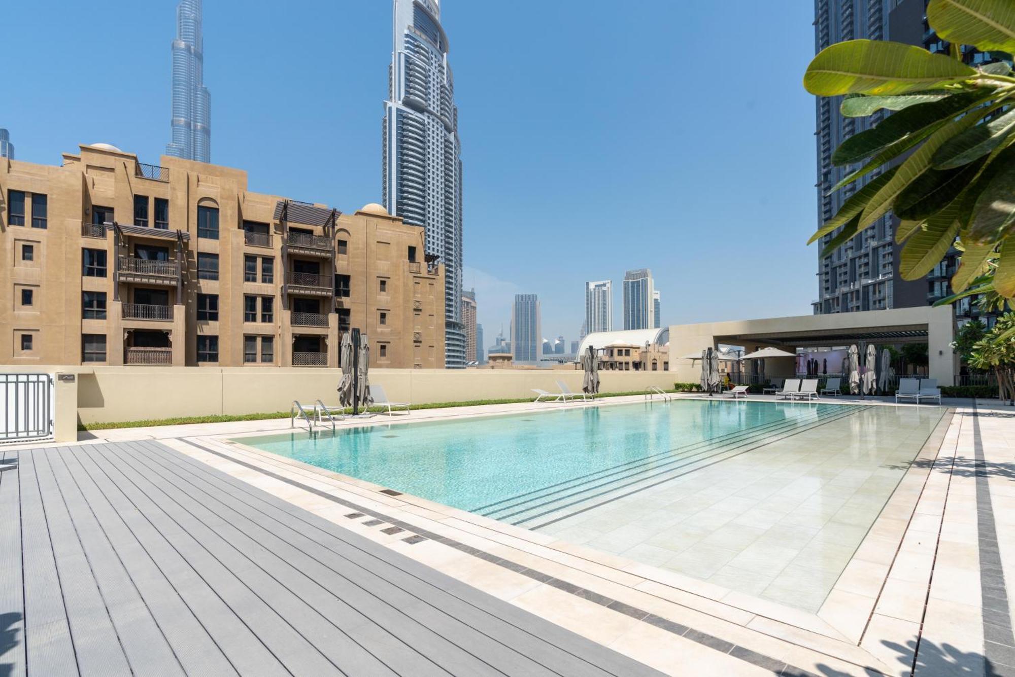 Burj Royal - Across Mall & Burj Khalifa Apartment